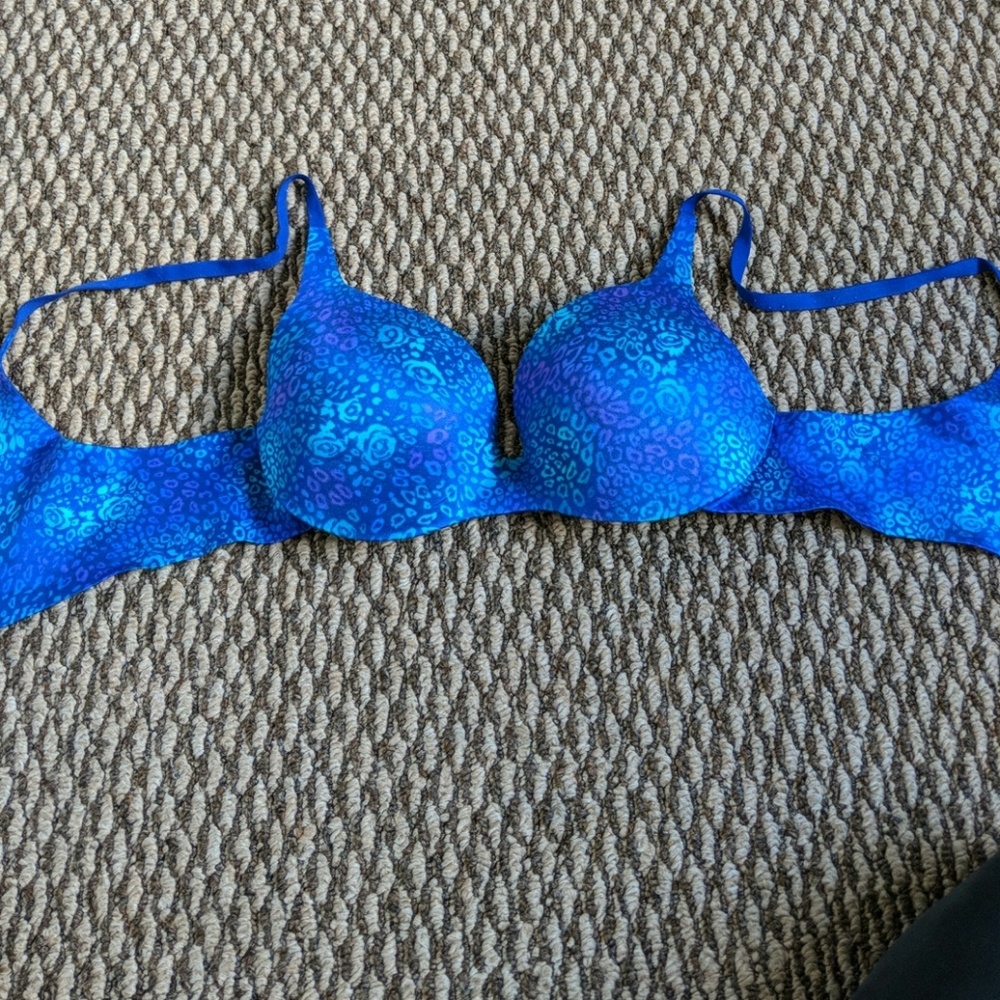 VS lined semi bra 36B